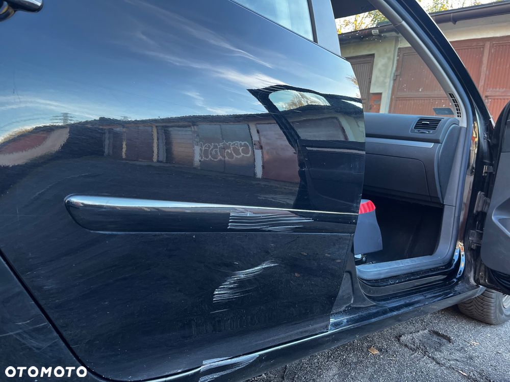 Volkswagen Golf V 1.6 Comfortline - 11