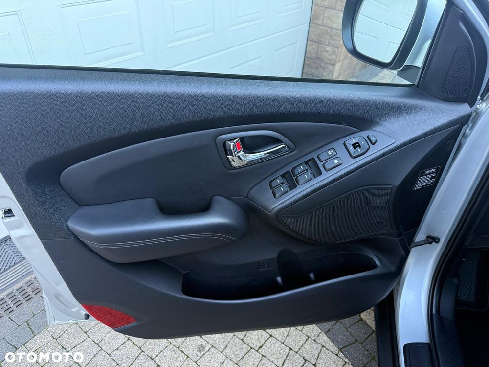 Hyundai ix35 2.0 CRDi 4WD Automatik Premium - 13