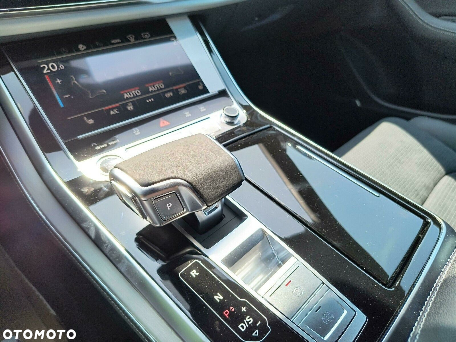 Audi Q8 - 15