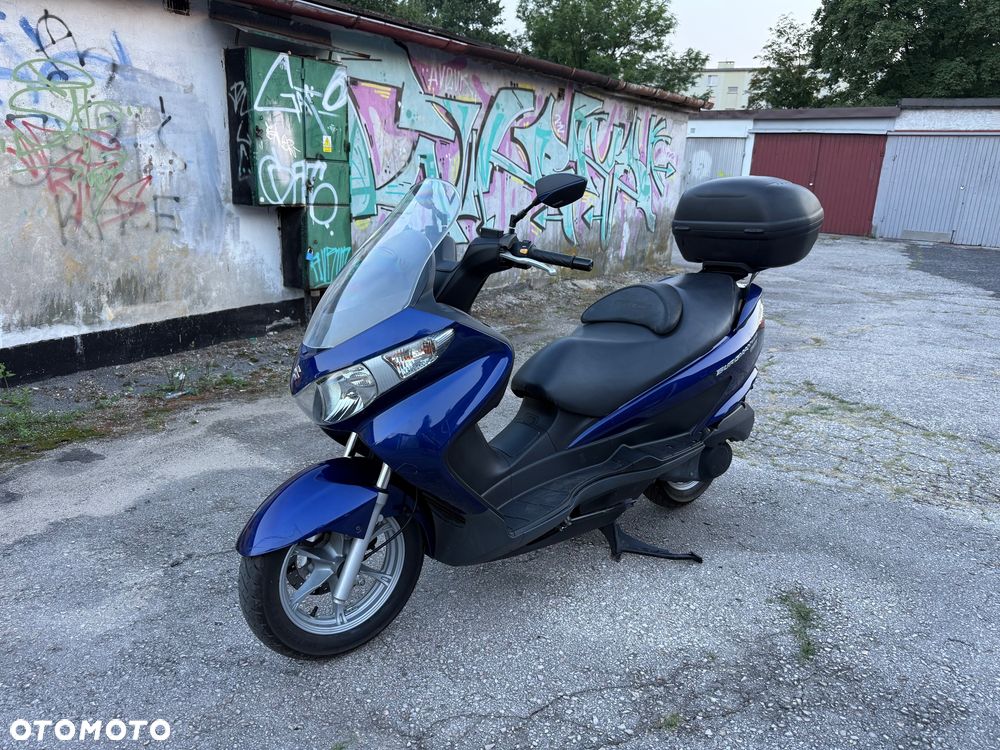 Suzuki Burgman - 1