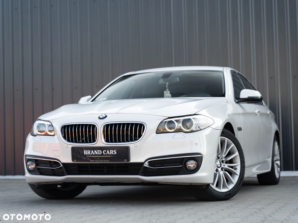 BMW Seria 5 520d xDrive Luxury Line - 2