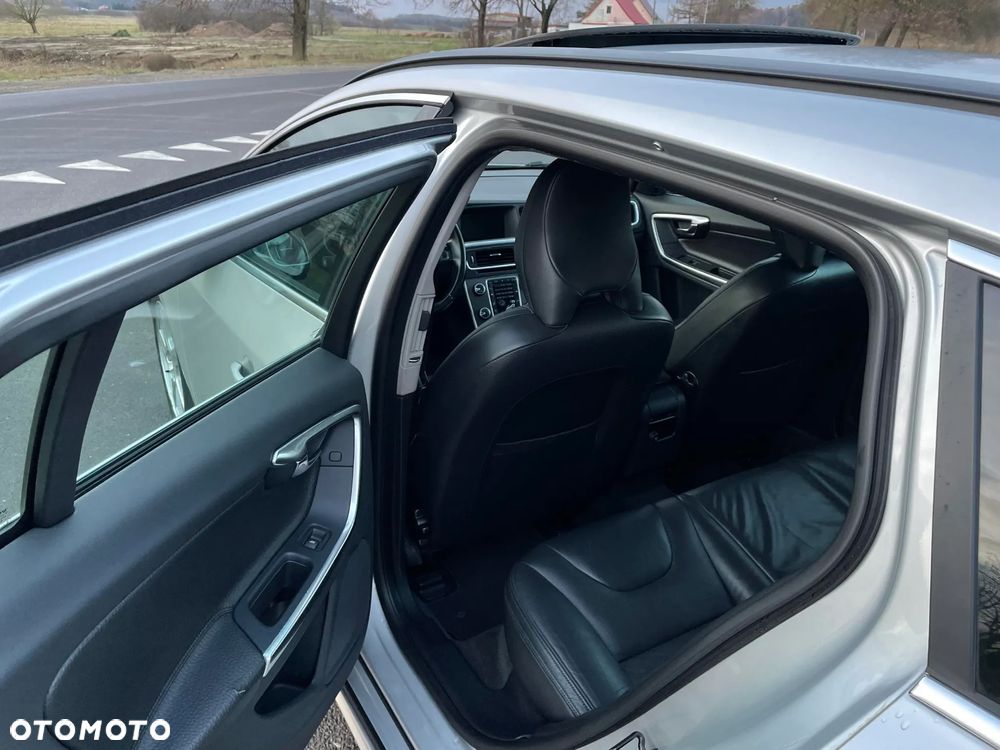Volvo V60 - 9
