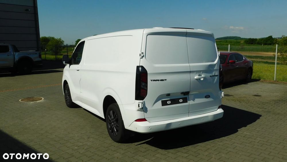 Ford TRANSIT CUSTOM Nowy Model  2.0 136PS. Led  Felgi Alu  Automat Titanium FV23% - 8