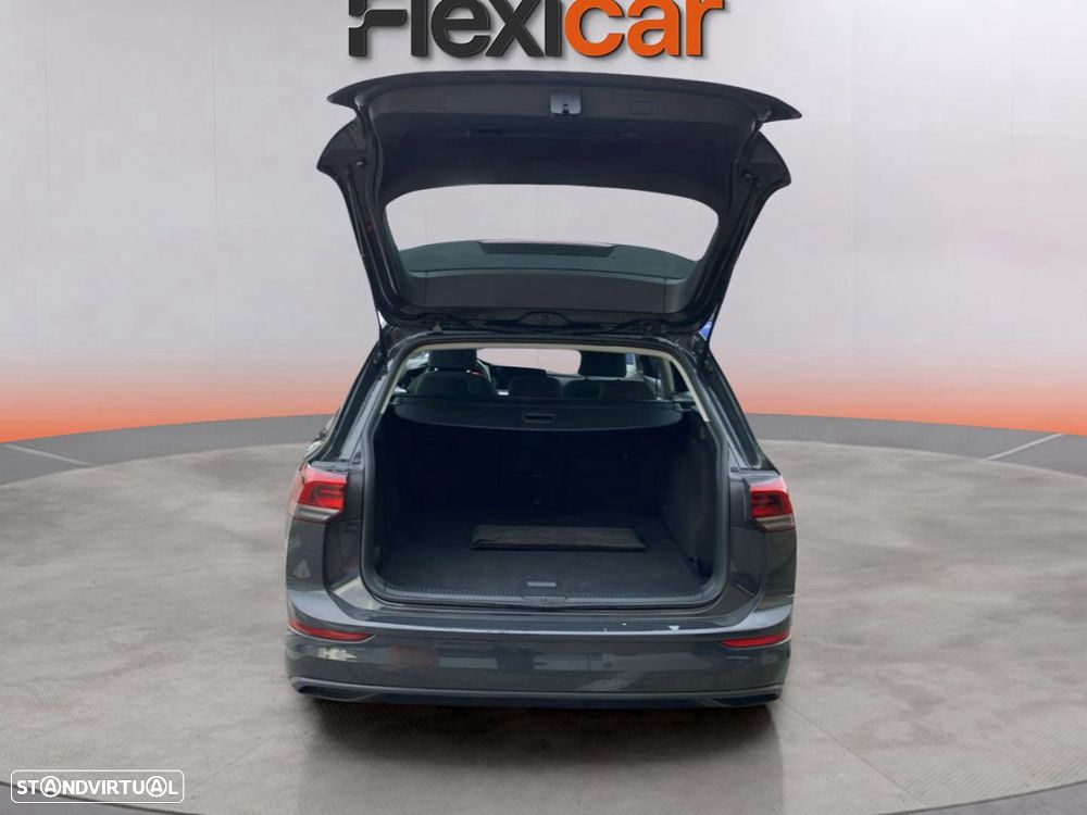 VW Golf 2.0 TDI Confortline DSG - 9