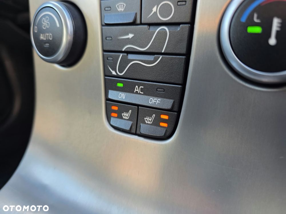 Volvo V50 - 24