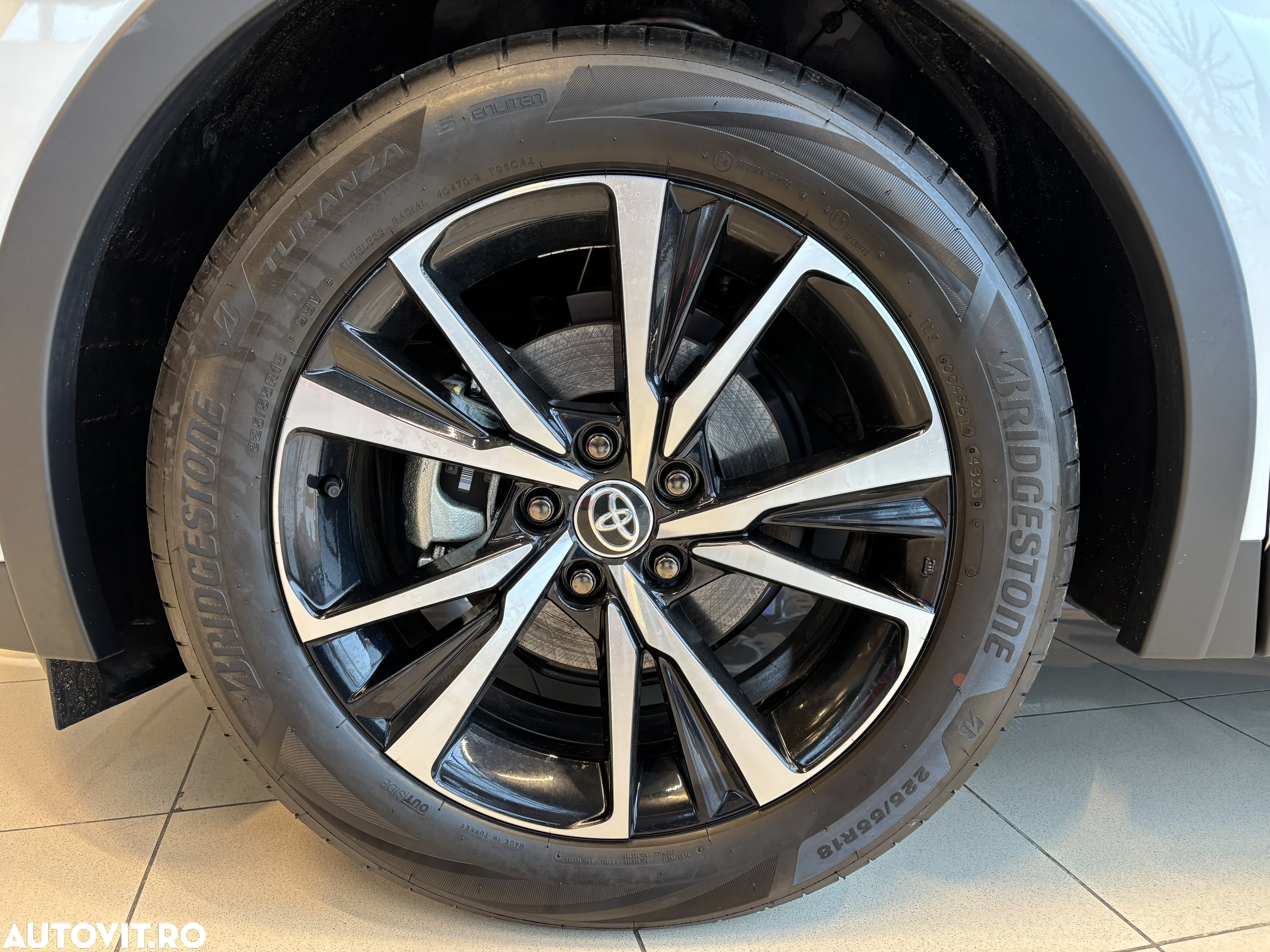 Toyota C-HR - 21