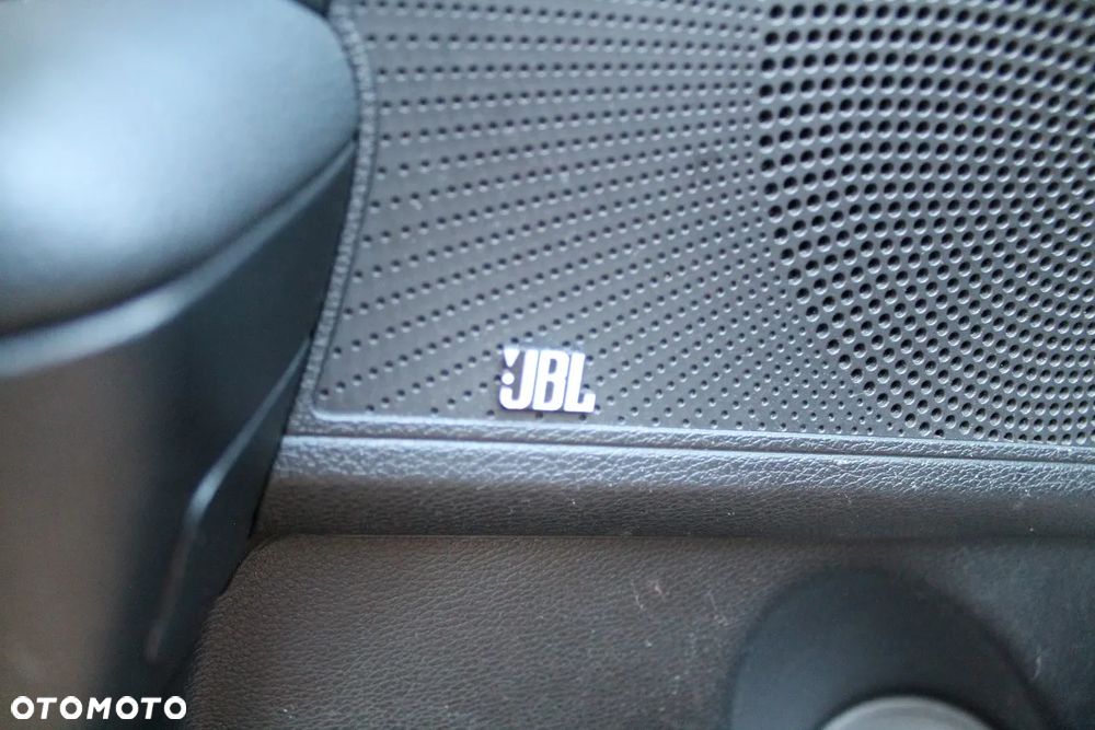 Kia Ceed 1.4 T-GDI L Business Line DCT - 17