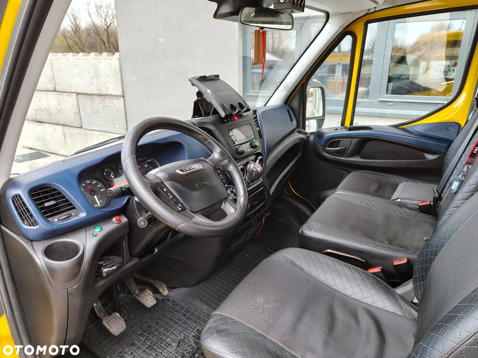 Iveco 35S18 / DIGICROSS - 10