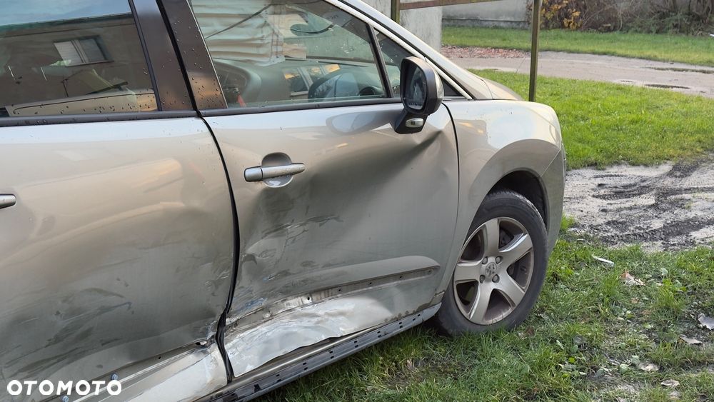 Peugeot 3008 1.6 Premium+ - 12