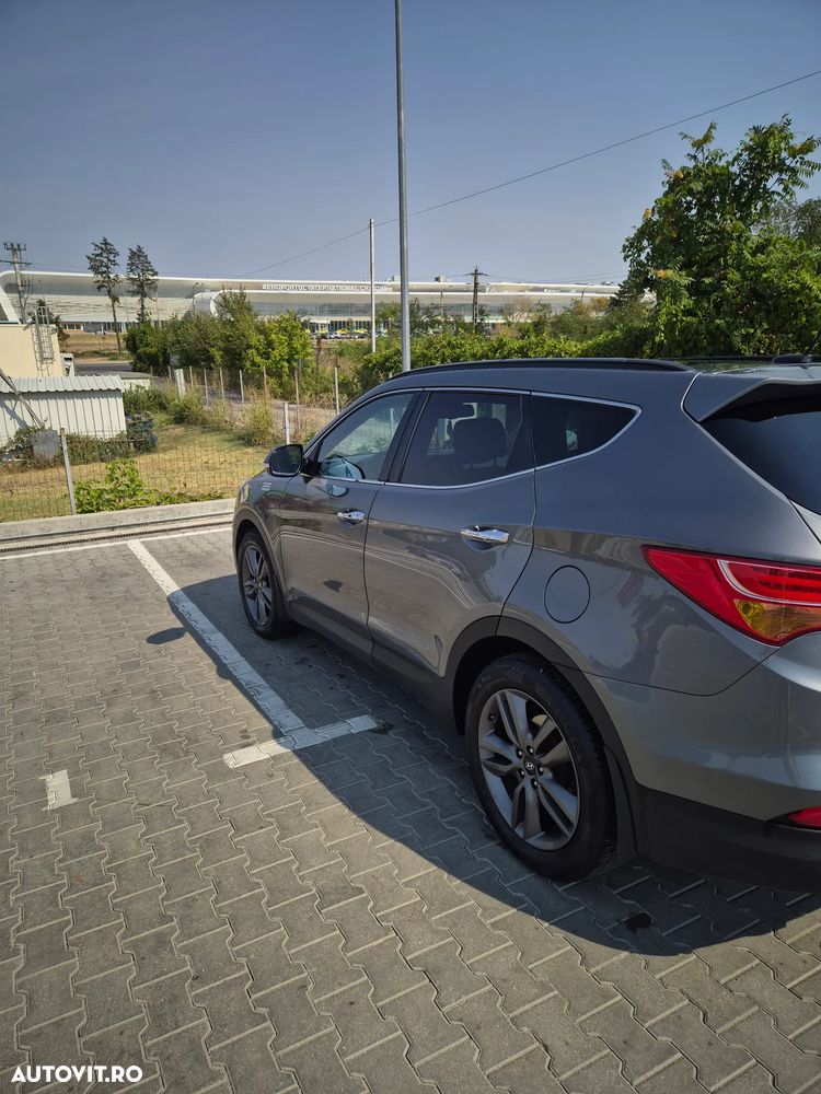 Hyundai Santa Fe Grand 2.2 CRDI 4WD Automatik Style - 4