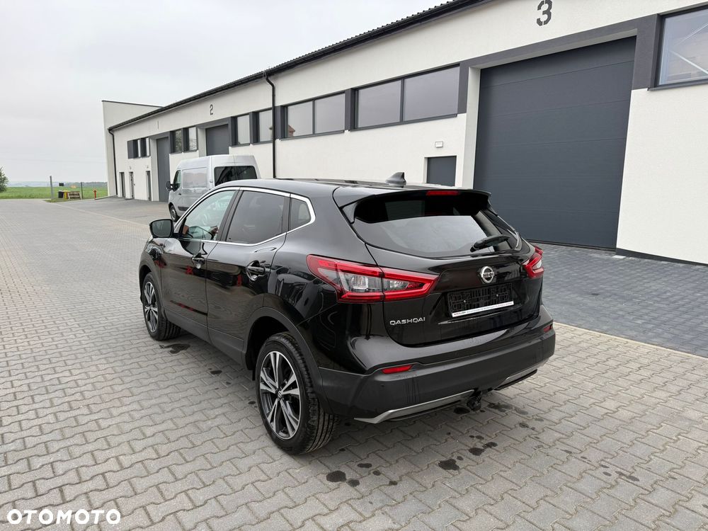 Nissan Qashqai 1.7 dCi 4x4 Tekna Xtronic - 8