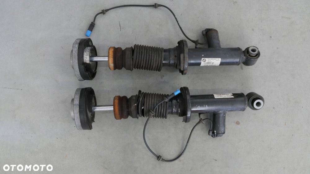 bmw x4 x4m 4.0 f26 amortyzator tylny tył edc lewy prawy 6872327 - 1