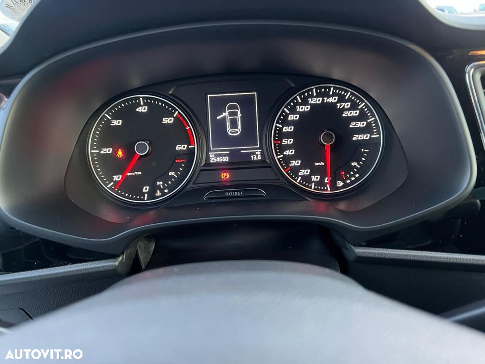 Seat Leon 1.6 TDI DPF Ecomotive Style - 11