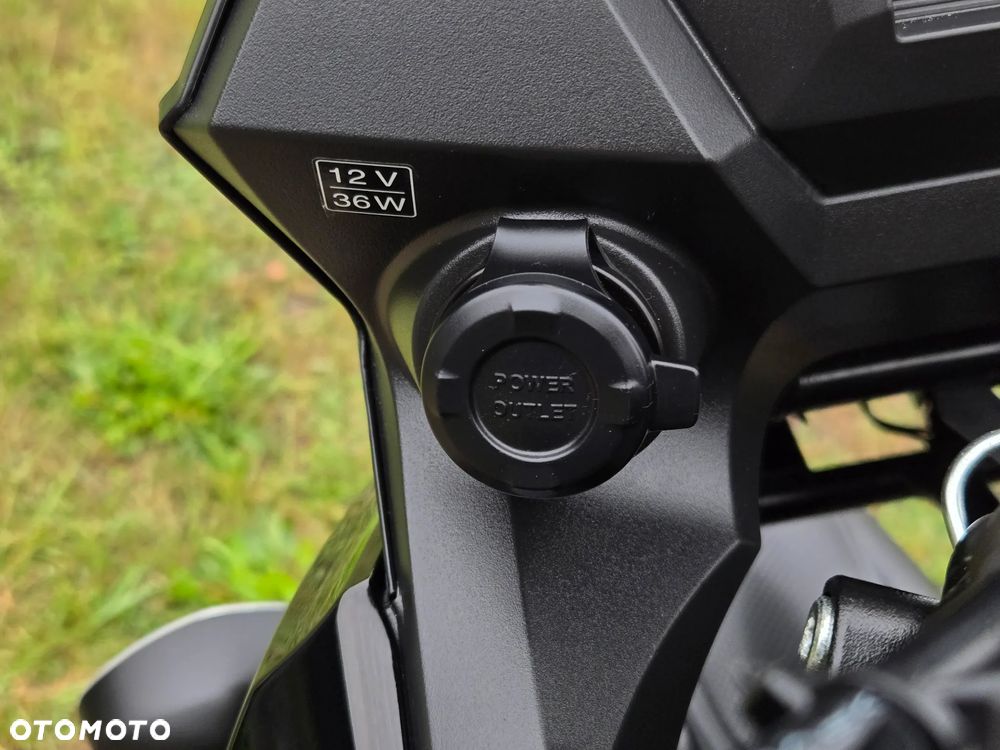 Suzuki V-STROM - 17