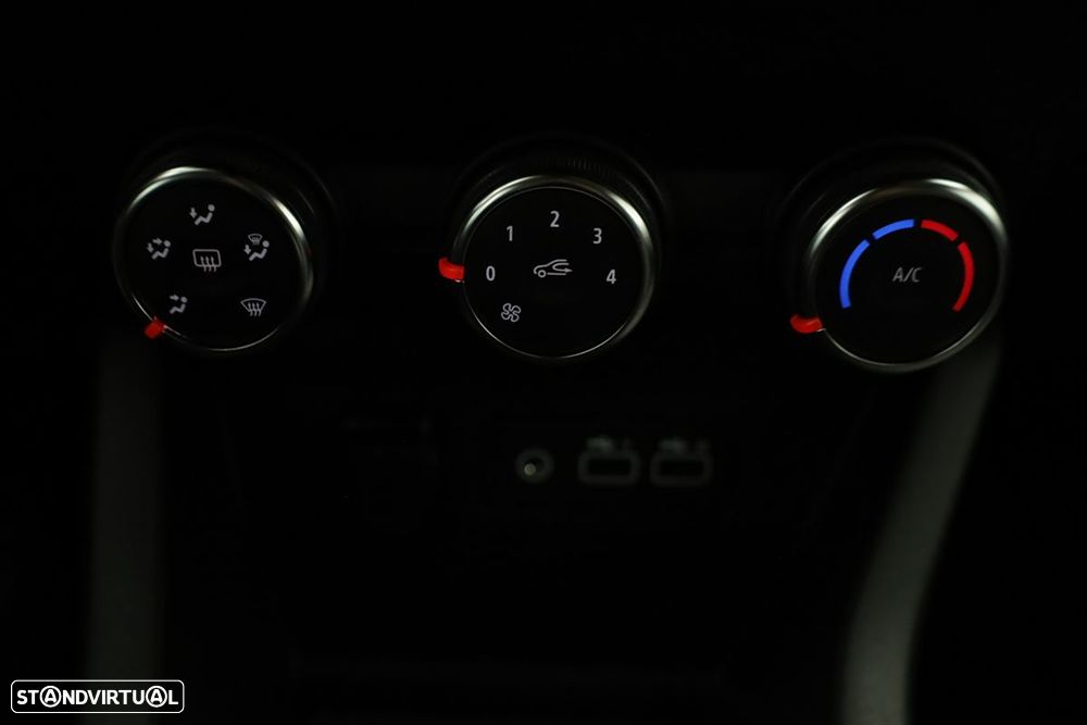 Renault Clio 1.0 TCe Evolution Bi-Fuel - 12