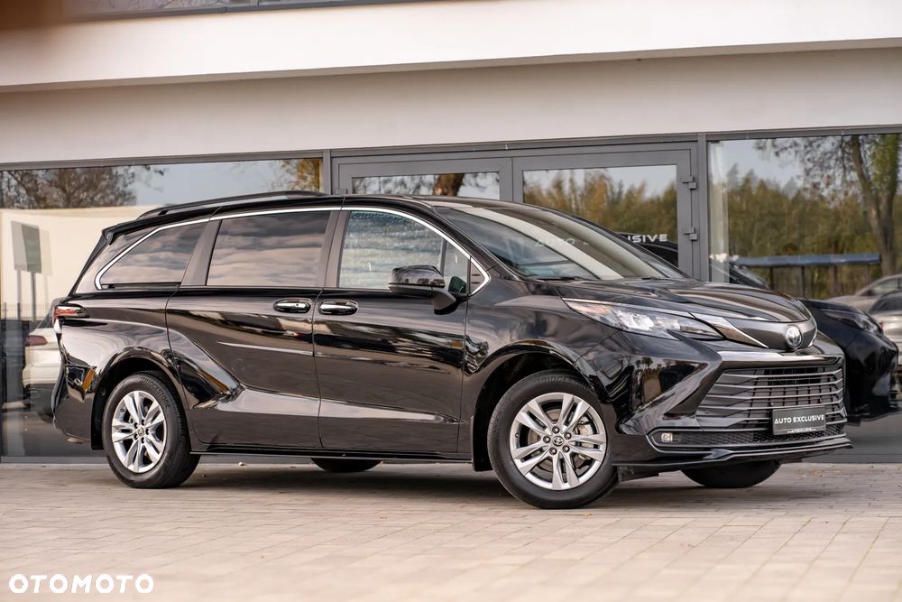Toyota Sienna - 15