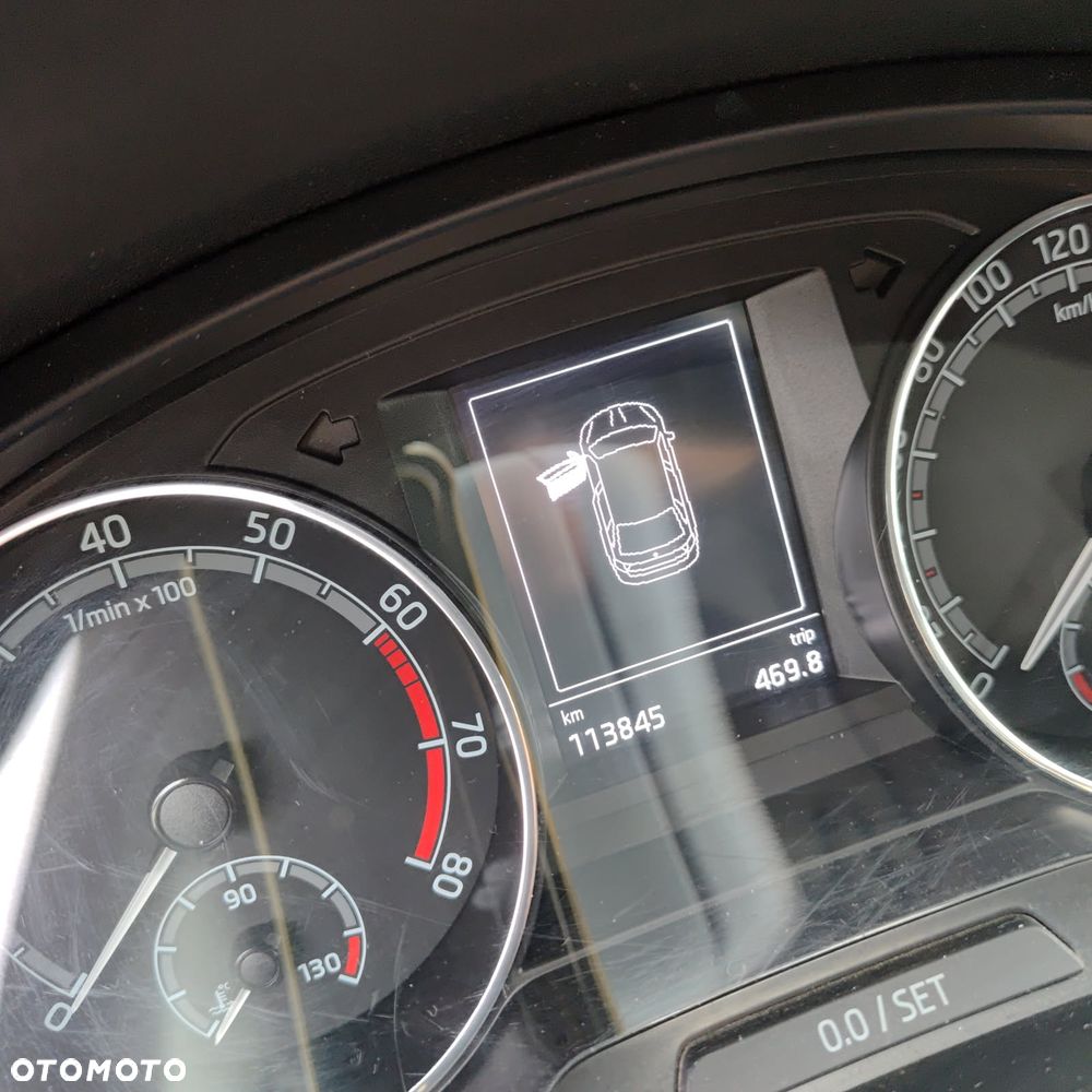 Skoda RAPID 1.0 TSI Ambition - 9