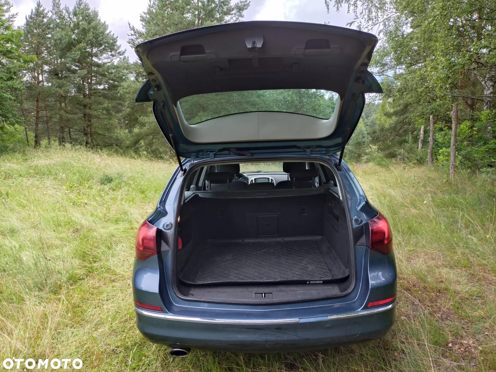 Opel Astra IV 1.4 T Cosmo - 6