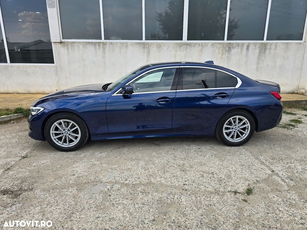 BMW Seria 3 320d xDrive AT MHEV - 8