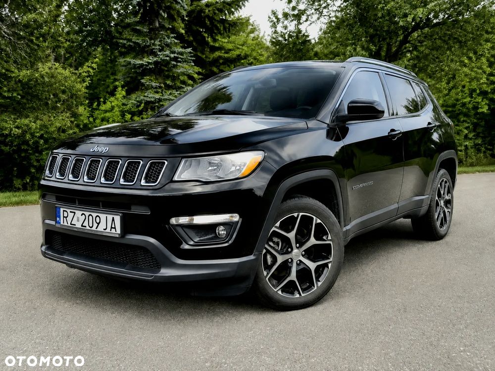Jeep Compass - 1