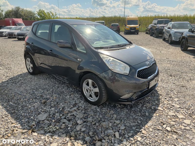 Kia Venga - 3