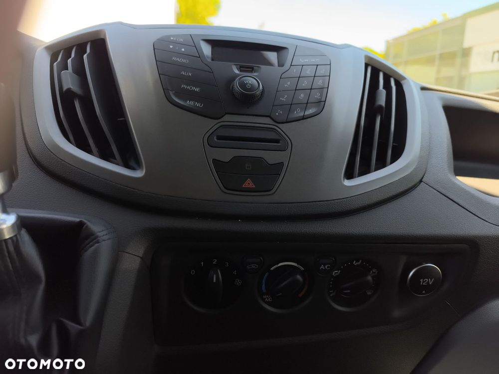 Ford transit - 21