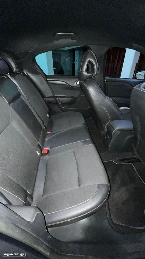 DS DS4 1.6 BlueHDi So Chic - 14