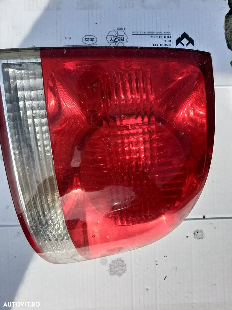 Stop Stanga pentru Volkswagen Touareg an 2004-2008 - 1