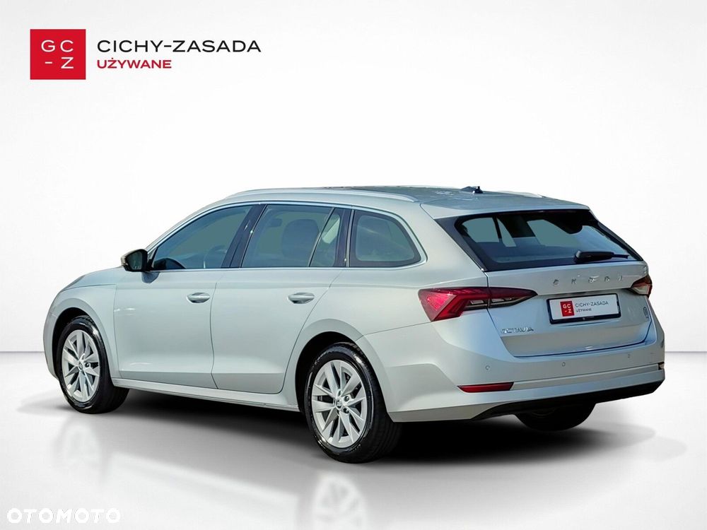 Skoda Octavia 2.0 TDI Style DSG - 3