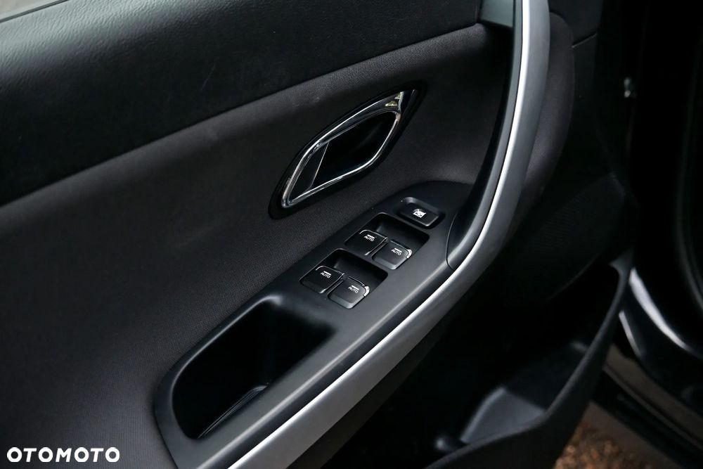 Kia Ceed 1.4 CVVT Dream-Team Edition - 32