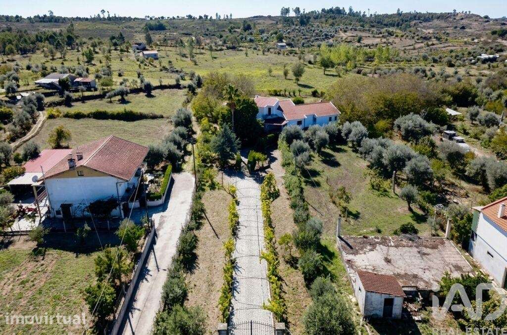 Quinta T4 em Senhorim de 265 m2 - Grande imagem: 4/40