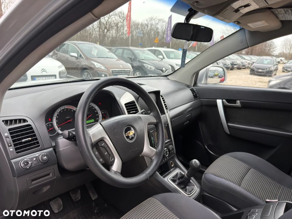 Chevrolet Captiva 2.4 2WD 7 Sitzer LS - 19