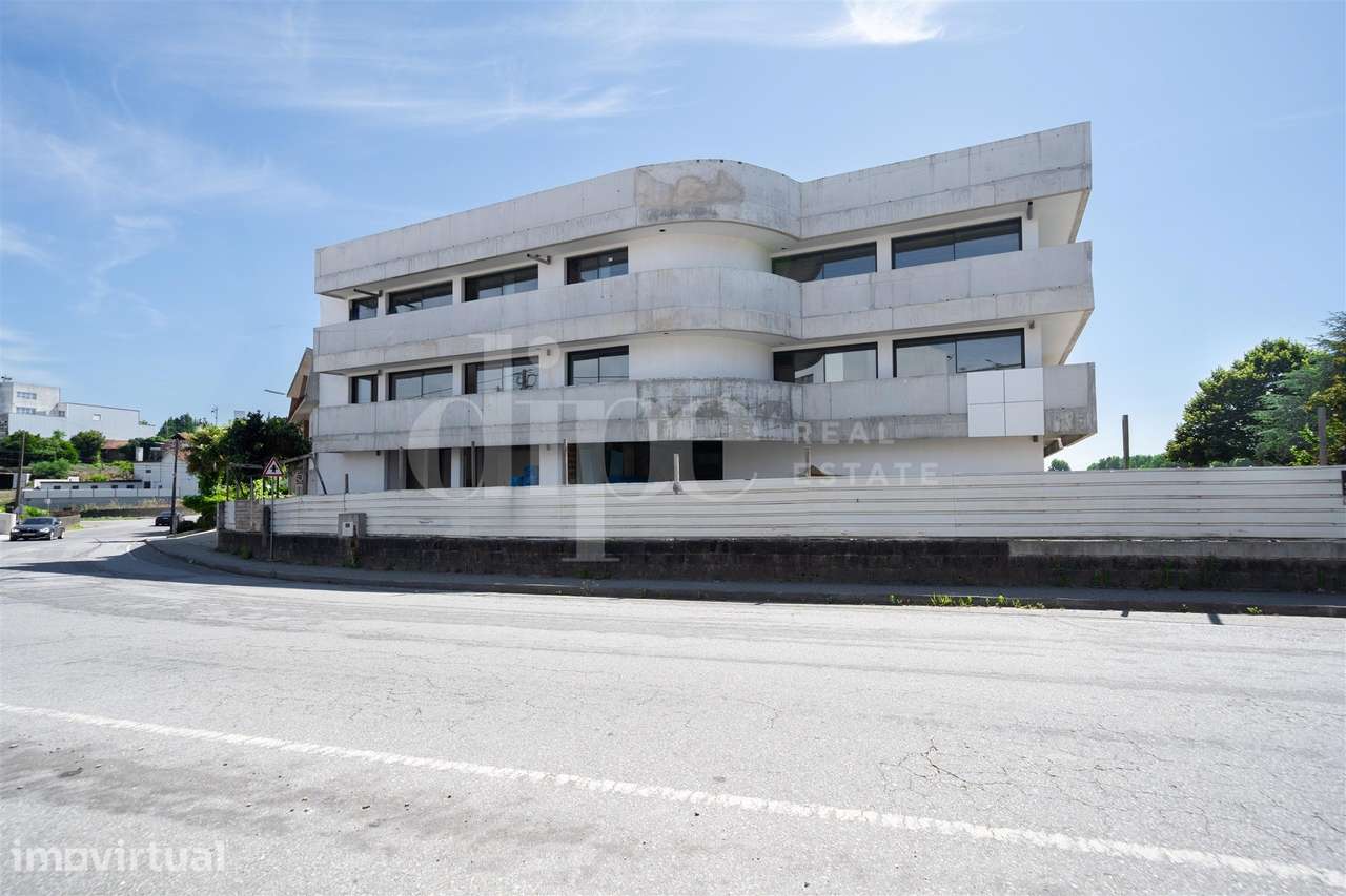 Fantástico Apartamento T3 novo com ampla varanda Paços de Ferreira - Grande imagem: 2/30