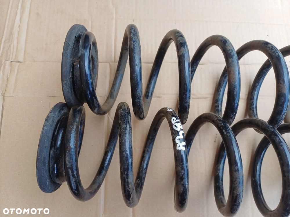 Audi A3 8P Sportback sprężyny tył komplet - 5