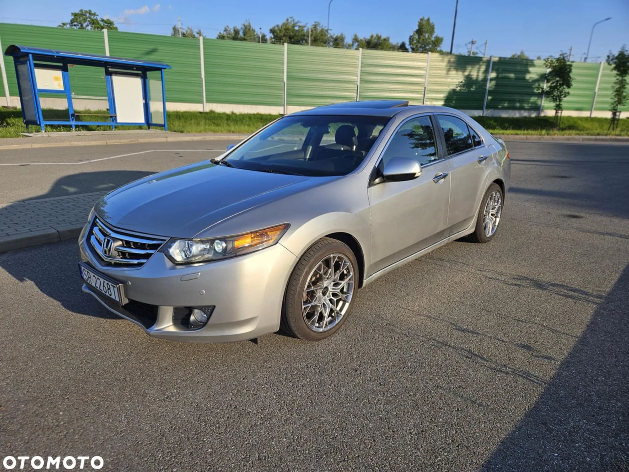 Honda Accord 2.0 Executive - 1