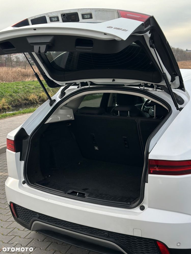 Jaguar E-Pace D150 R-Dynamic - 33