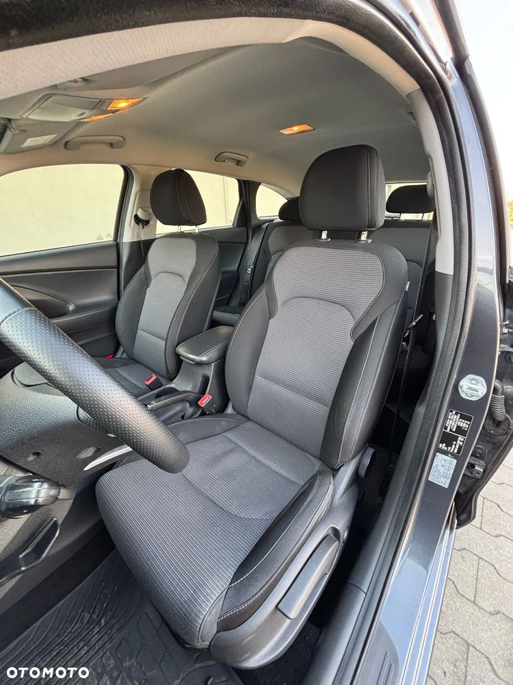 Hyundai i30 - 12