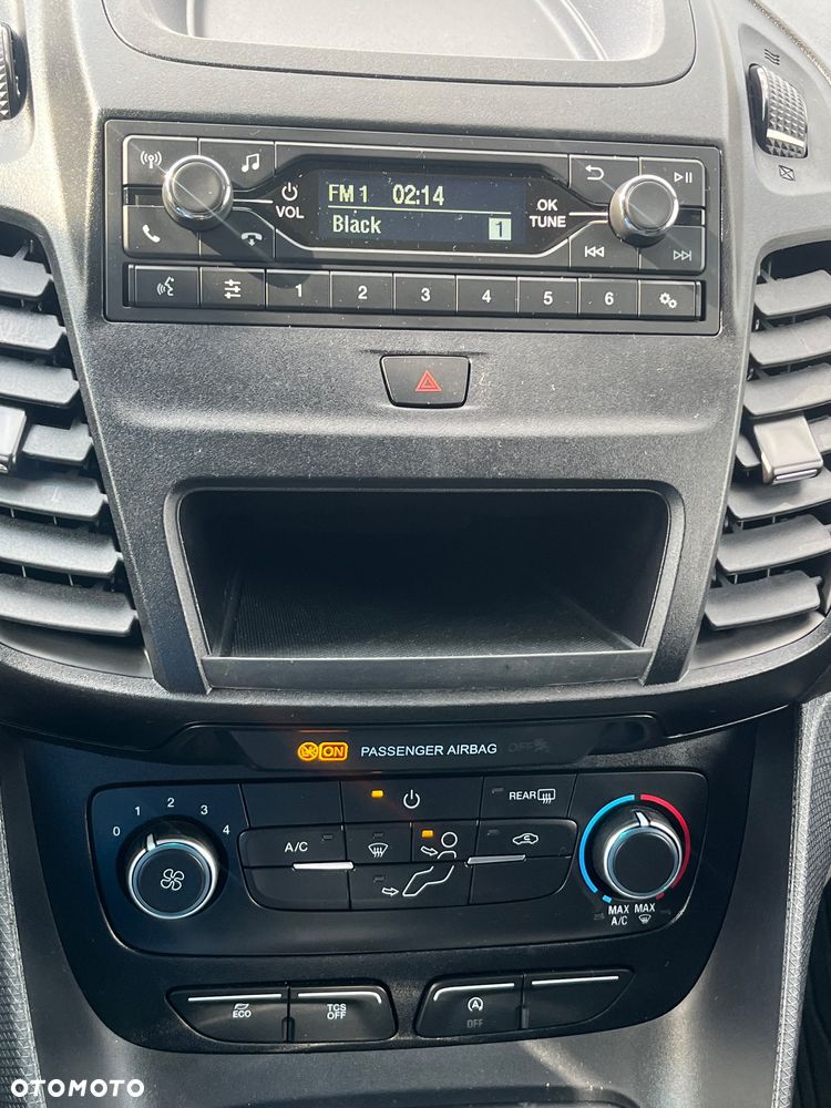 Ford Transit Connect - 27