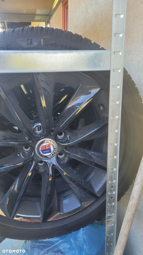 BMW Seria 5 523i - 22