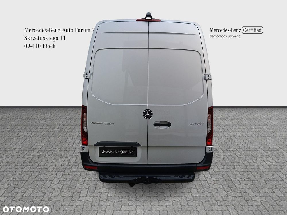 Mercedes-Benz Sprinter - 7