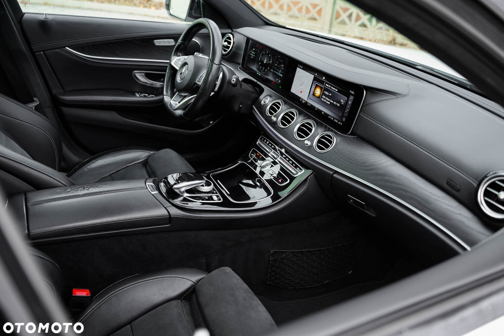 Mercedes-Benz Klasa E 220 d 9G-TRONIC - 18