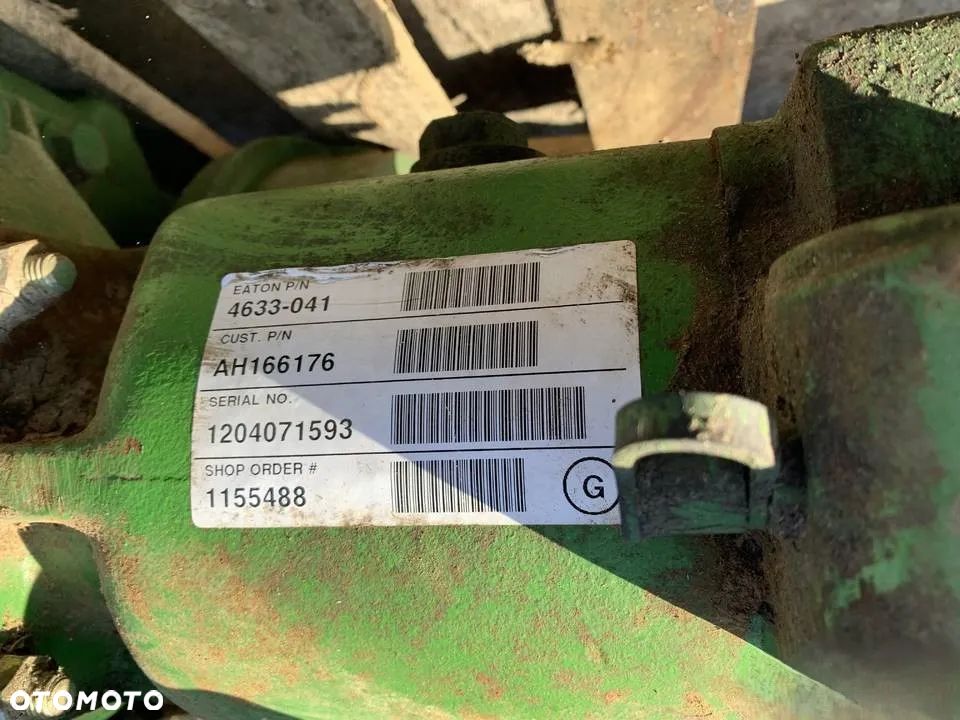 HYDROMOTOR AH166176 JOHN DEERE WTS1450, AH131173, AH128575, AH166176 - 1