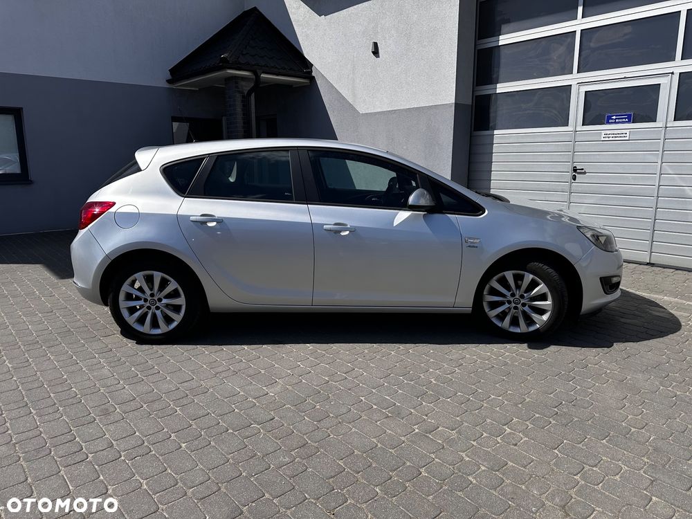 Opel Astra 1.4 ecoFLEX - 2