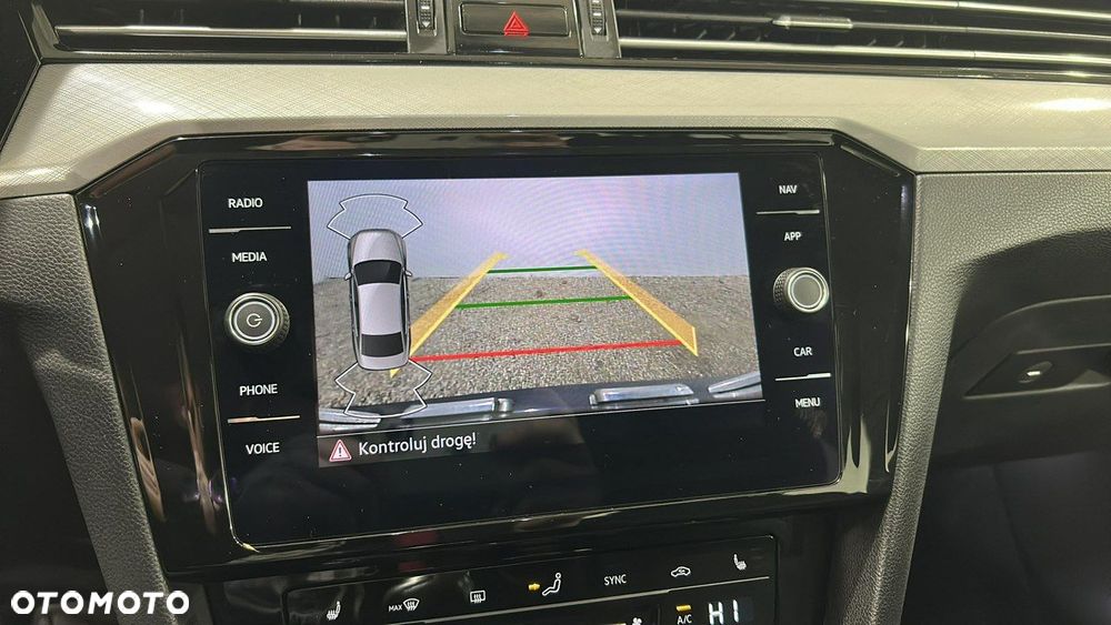 Volkswagen Passat 1.5 TSI EVO Business - 20