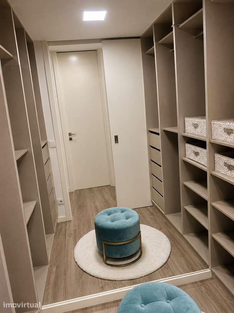 Apartamento T3 renovado com ar condicionado em Braga - Grande imagem: 4/26