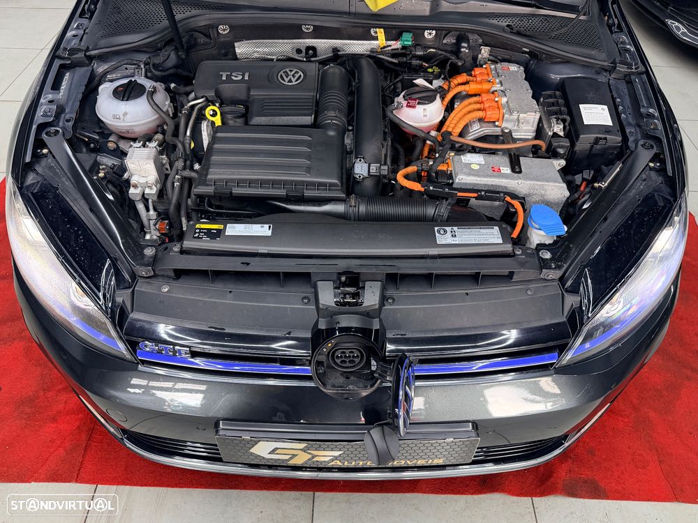 VW Golf 1.4 GTE Plug-In-Hybrid DSG - 37