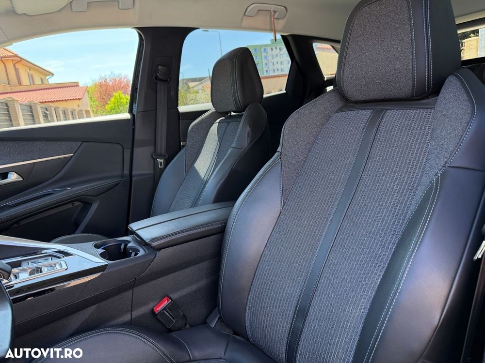 Peugeot 3008 PHEV EAT8 GT Pack - 11