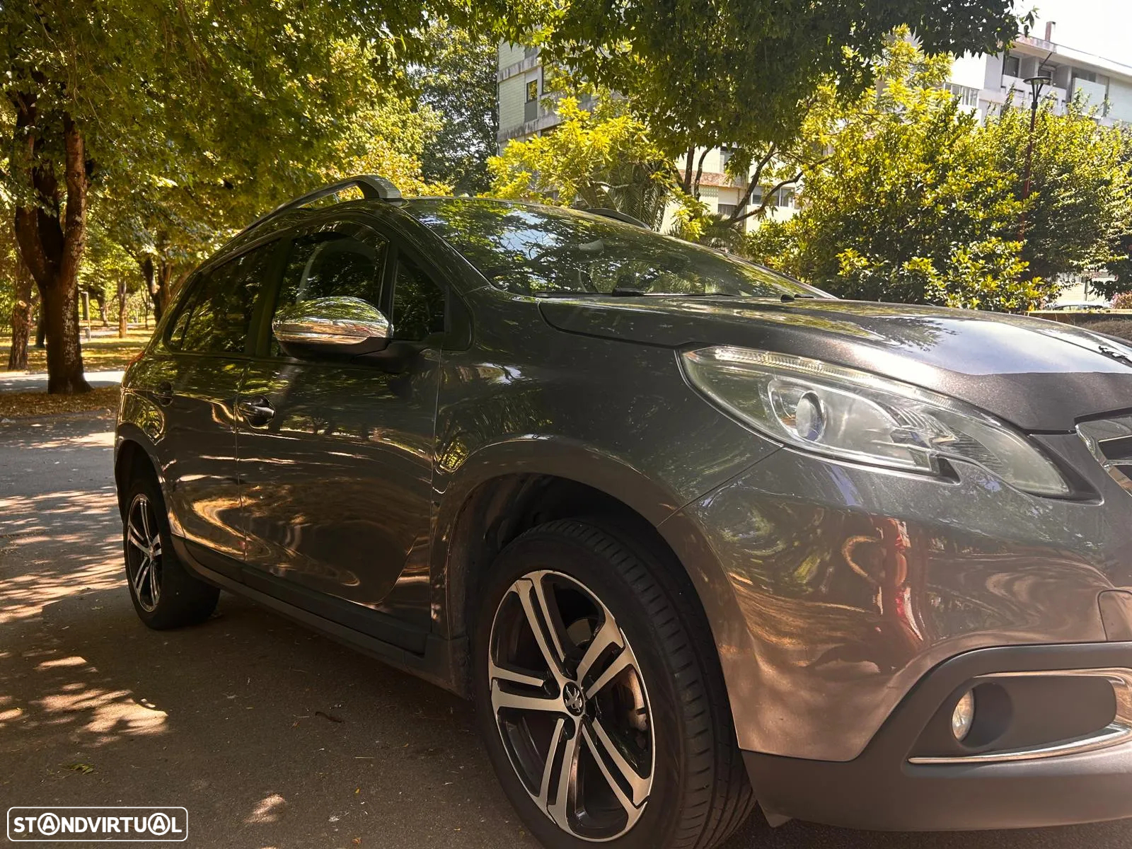 Peugeot 2008 1.6 BlueHDi Style - 5