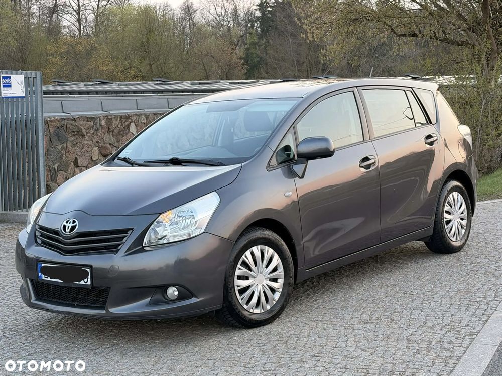 Toyota Verso 2.0 D-4D Sol SW 7os - 2