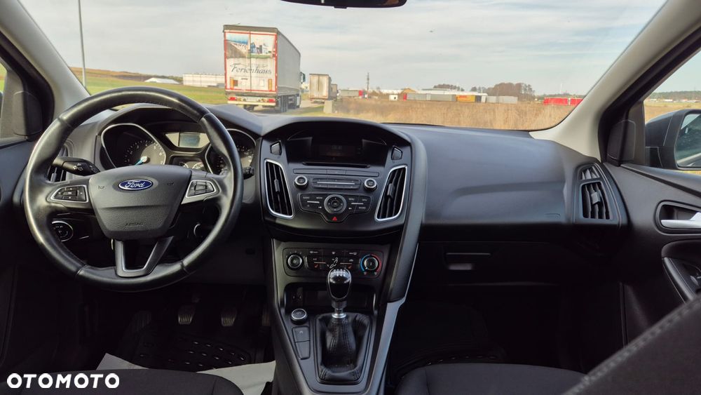 Ford Focus 1.0 EcoBoost Start-Stopp-System TREND - 6